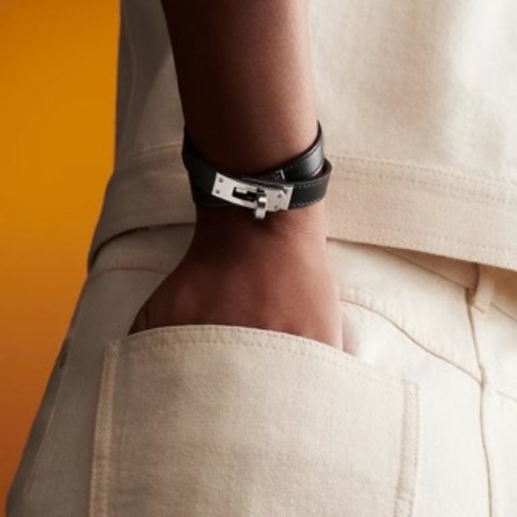 Hermès Kelly Double Tour Black Leather & Palladium Plated Wrap Bracelet - Size M - Picture 3 of 10
